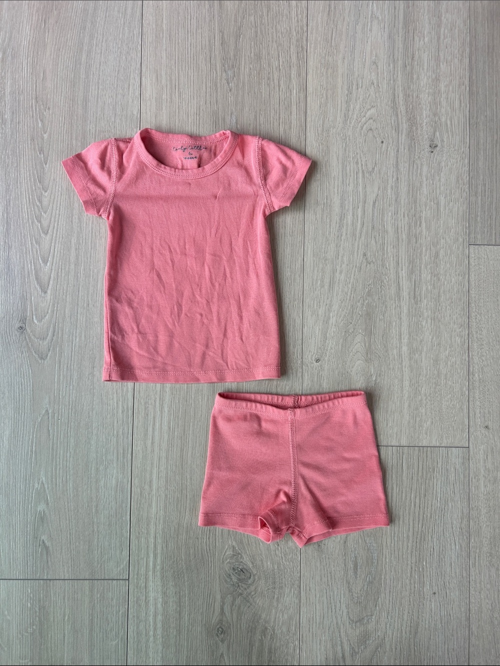 Lovely littles coral Kids Short Sleeve Tee & Shorts Set 6m
